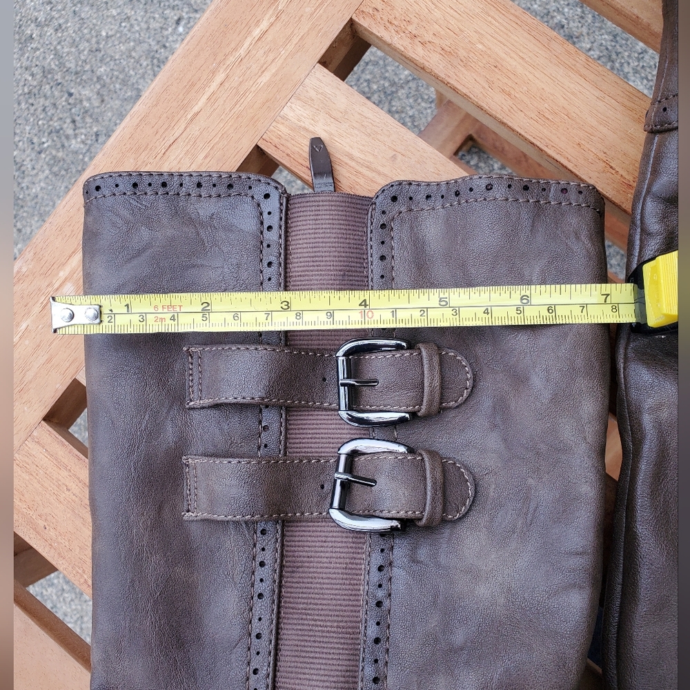 Tall Boot 👢 - Picture 6 of 6